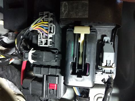 2008 ford expedition smart junction box|Suspected SJB problem .